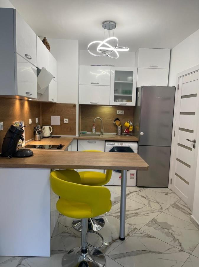 Sun&Moon Apartment Обзор Екстер'єр фото
